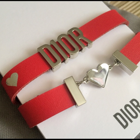 DIOR LUCKY RED LEATHER HEART LOGO BRACELET CHOKER VIP GIFT - Picture 3 of 5